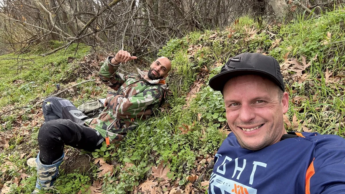 Alex und Mario auf dem Gelände